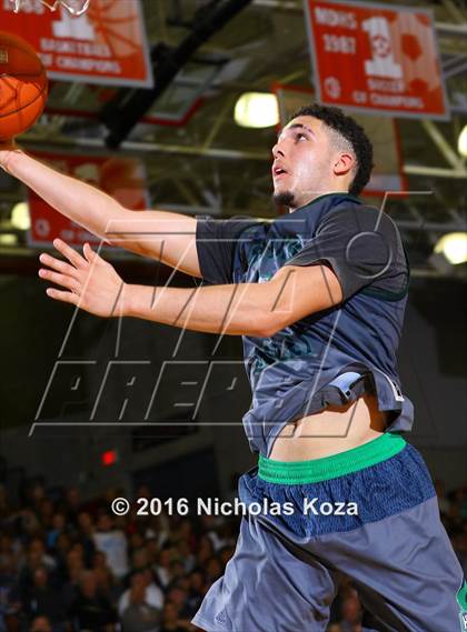 Thumbnail 2 in Chino Hills vs. Bishop Gorman (Nike Extravaganza) photogallery.