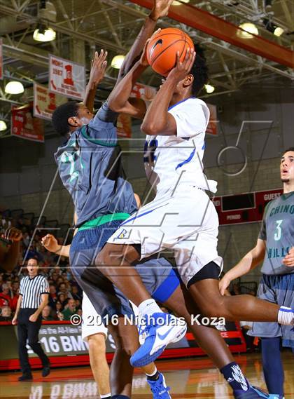 Thumbnail 2 in Chino Hills vs. Bishop Gorman (Nike Extravaganza) photogallery.