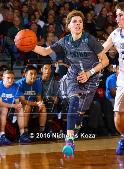 Thumbnail 2 in Chino Hills vs. Bishop Gorman (Nike Extravaganza) photogallery.