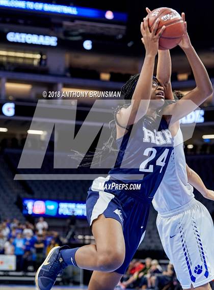 Thumbnail 1 in Rolling Hills Prep vs. Woodside Priory (CIF State D4 Final) photogallery.