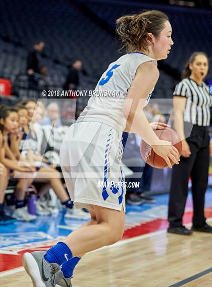 Thumbnail 3 in Rolling Hills Prep vs. Woodside Priory (CIF State D4 Final) photogallery.