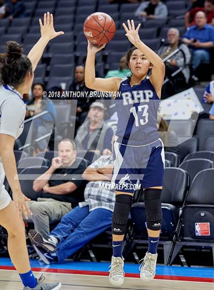 Thumbnail 3 in Rolling Hills Prep vs. Woodside Priory (CIF State D4 Final) photogallery.
