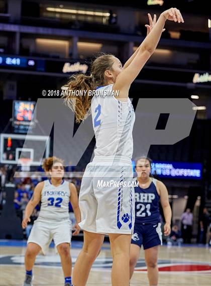 Thumbnail 1 in Rolling Hills Prep vs. Woodside Priory (CIF State D4 Final) photogallery.