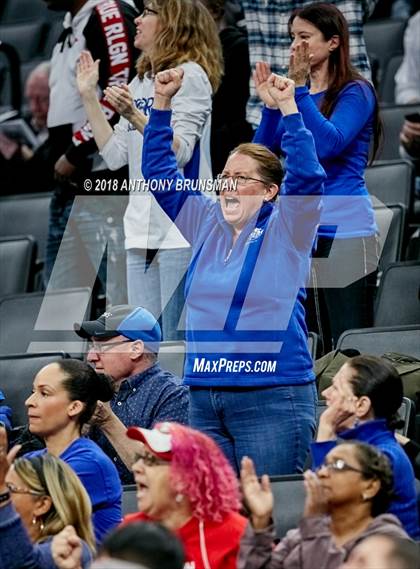 Thumbnail 1 in Rolling Hills Prep vs. Woodside Priory (CIF State D4 Final) photogallery.