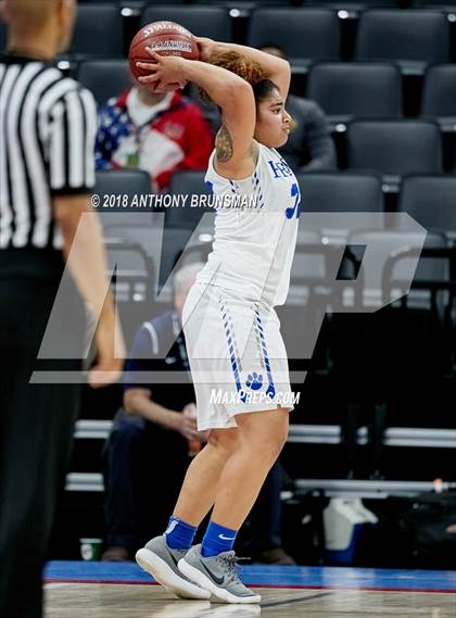Thumbnail 1 in Rolling Hills Prep vs. Woodside Priory (CIF State D4 Final) photogallery.