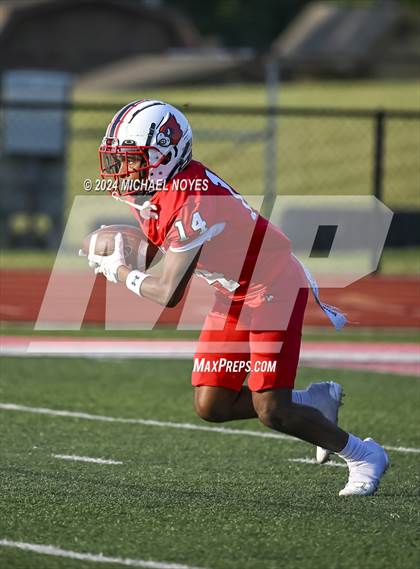Thumbnail 1 in La Salle @ Colerain photogallery.