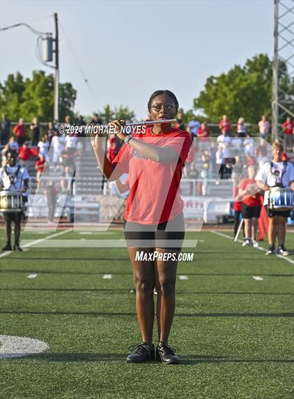 Thumbnail 2 in La Salle @ Colerain photogallery.