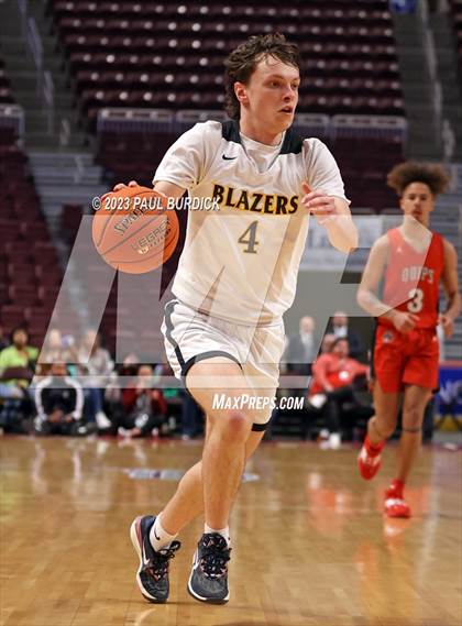 Thumbnail 1 in Aliquippa @ Lancaster Mennonite (PIAA 2A Championship) photogallery.