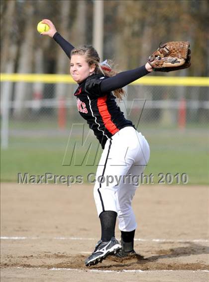 Thumbnail 2 in Snohomish @ Marysville-Pilchuck photogallery.