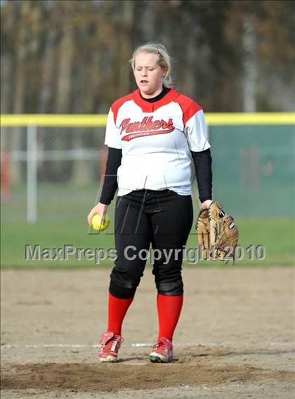 Thumbnail 1 in Snohomish @ Marysville-Pilchuck photogallery.