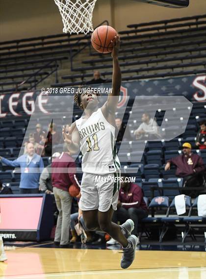 Thumbnail 3 in Las Lomas vs. St. Patrick-St. Vincent (MaxPreps MLK Classic) photogallery.