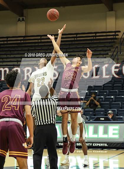 Thumbnail 2 in Las Lomas vs. St. Patrick-St. Vincent (MaxPreps MLK Classic) photogallery.
