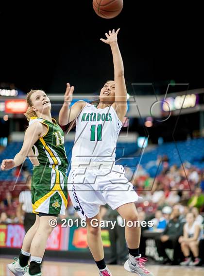 Thumbnail 2 in Pinewood vs. Miramonte (CIF NorCal Regional Open Division Final) photogallery.