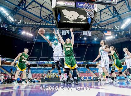 Thumbnail 2 in Pinewood vs. Miramonte (CIF NorCal Regional Open Division Final) photogallery.