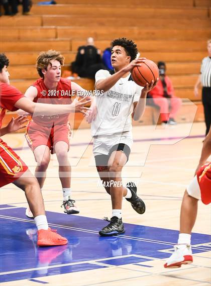 Thumbnail 2 in Mt Carmel vs Mission Bay (Mira Mesa Marauders JV Classic) photogallery.