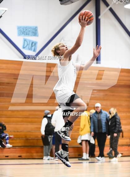 Thumbnail 3 in Mt Carmel vs Mission Bay (Mira Mesa Marauders JV Classic) photogallery.