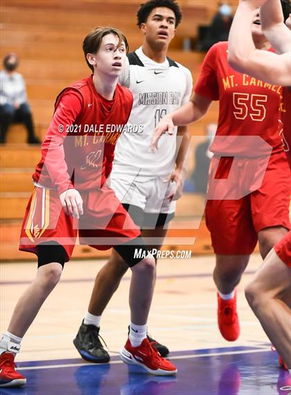 Thumbnail 3 in Mt Carmel vs Mission Bay (Mira Mesa Marauders JV Classic) photogallery.