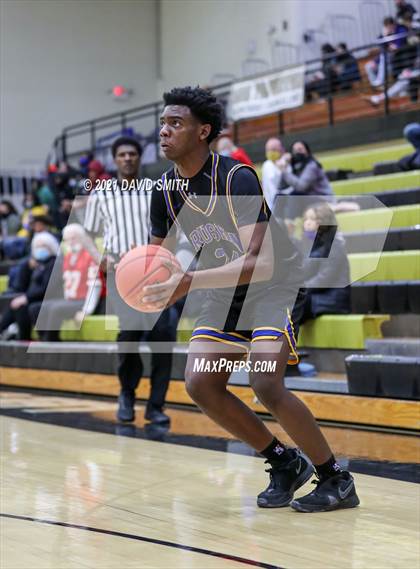 Thumbnail 2 in Lee's Summit West vs Ruskin (Summit Grill Shootout) photogallery.