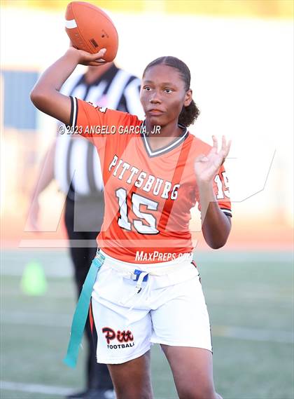 Thumbnail 3 in Antioch vs Pittsburg photogallery.