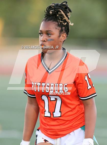 Thumbnail 3 in Antioch vs Pittsburg photogallery.