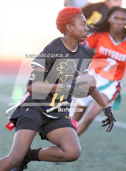 Thumbnail 2 in Antioch vs Pittsburg photogallery.