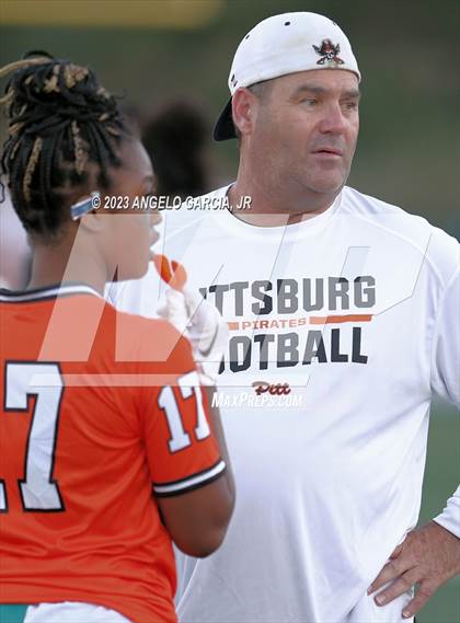 Thumbnail 1 in Antioch vs Pittsburg photogallery.