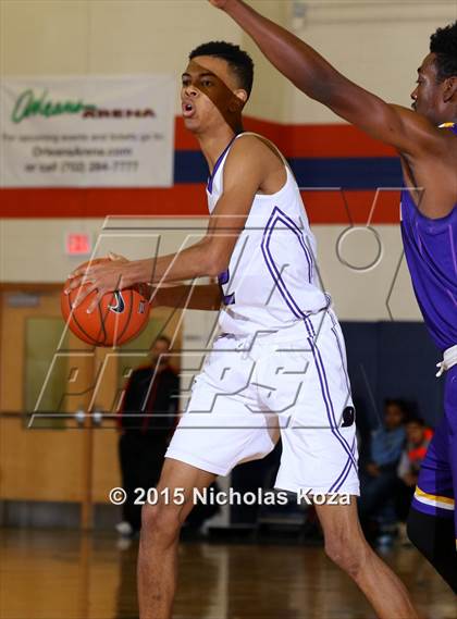 Thumbnail 3 in Durango vs. Lynwood (Tarkanian Classic) photogallery.