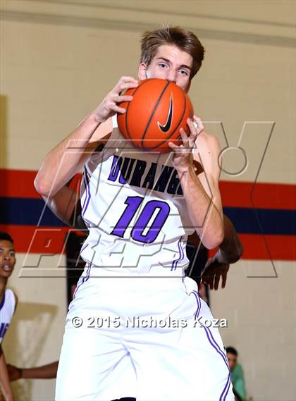 Thumbnail 1 in Durango vs. Lynwood (Tarkanian Classic) photogallery.