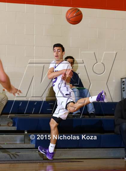 Thumbnail 2 in Durango vs. Lynwood (Tarkanian Classic) photogallery.