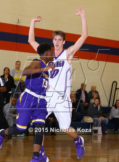 Thumbnail 1 in Durango vs. Lynwood (Tarkanian Classic) photogallery.
