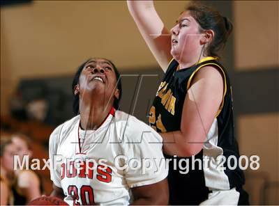 Thumbnail 2 in Terra Nova vs Arroyo (West Coast Jamboree) photogallery.