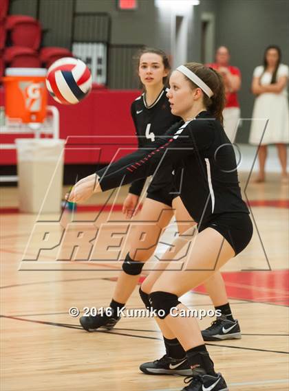 Thumbnail 2 in Lake Highlands @ Coppell photogallery.
