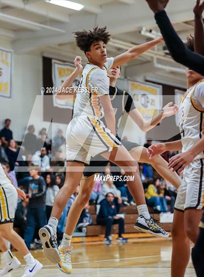 Thumbnail 1 in Golden Valley @ Crespi photogallery.