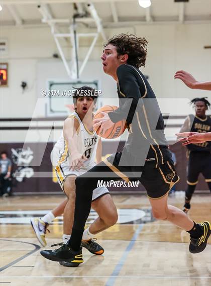 Thumbnail 1 in Golden Valley @ Crespi photogallery.