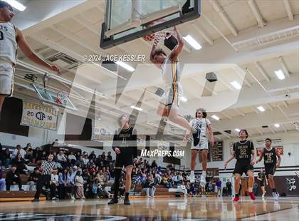 Thumbnail 3 in Golden Valley @ Crespi photogallery.