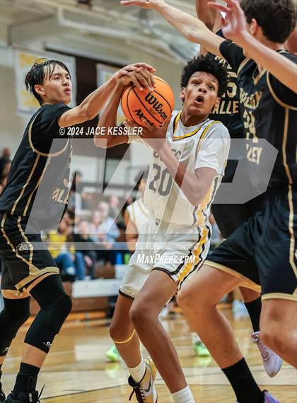Thumbnail 3 in Golden Valley @ Crespi photogallery.