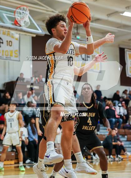 Thumbnail 1 in Golden Valley @ Crespi photogallery.