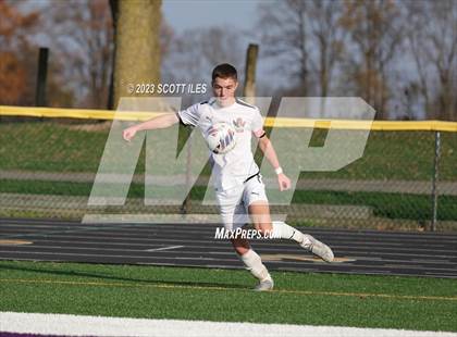 Thumbnail 3 in Bishop Watterson vs Fairfield Union (OHSAA D2 Regional Final) photogallery.
