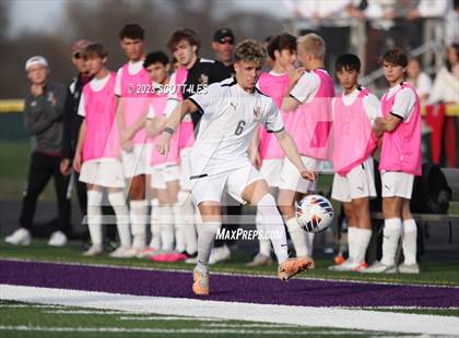 Thumbnail 1 in Bishop Watterson vs Fairfield Union (OHSAA D2 Regional Final) photogallery.