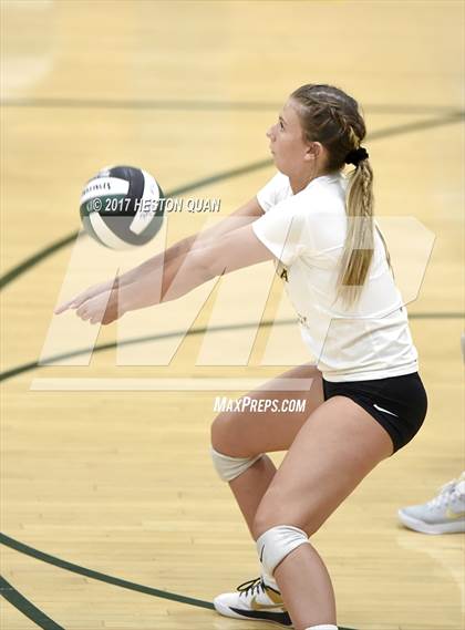 Thumbnail 1 in Los Alamitos vs. Temecula Valley (Dave Mohs Tournament) photogallery.