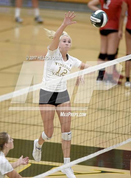 Thumbnail 3 in Los Alamitos vs. Temecula Valley (Dave Mohs Tournament) photogallery.