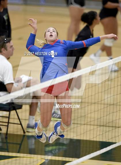 Thumbnail 1 in Los Alamitos vs. Temecula Valley (Dave Mohs Tournament) photogallery.