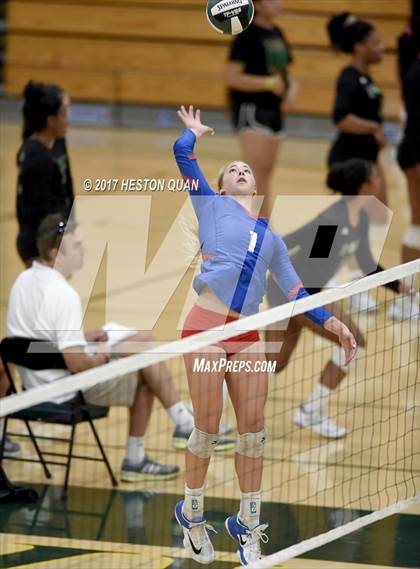 Thumbnail 2 in Los Alamitos vs. Temecula Valley (Dave Mohs Tournament) photogallery.