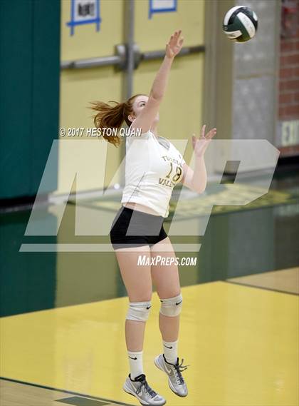 Thumbnail 3 in Los Alamitos vs. Temecula Valley (Dave Mohs Tournament) photogallery.