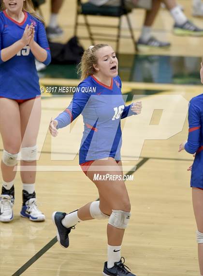 Thumbnail 2 in Los Alamitos vs. Temecula Valley (Dave Mohs Tournament) photogallery.