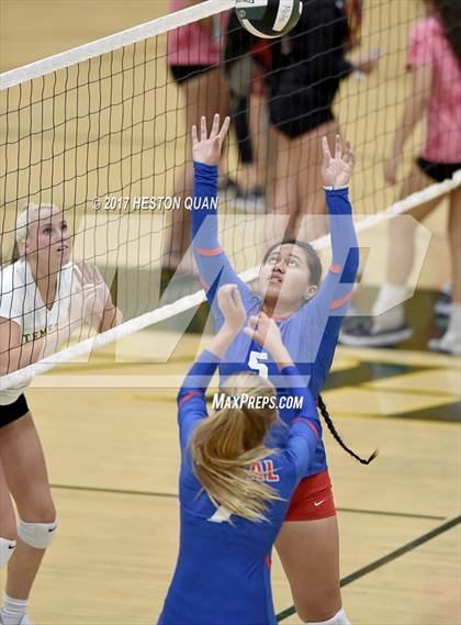 Thumbnail 1 in Los Alamitos vs. Temecula Valley (Dave Mohs Tournament) photogallery.