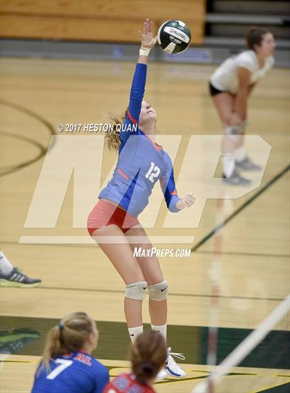 Thumbnail 3 in Los Alamitos vs. Temecula Valley (Dave Mohs Tournament) photogallery.