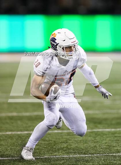 Thumbnail 3 in Eastside Catholic vs Gonzaga Prep (Emerald City Kickoff Classic) photogallery.