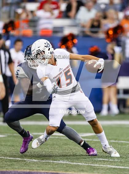 Thumbnail 3 in Eastside Catholic vs Gonzaga Prep (Emerald City Kickoff Classic) photogallery.