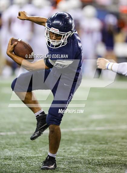 Thumbnail 1 in Eastside Catholic vs Gonzaga Prep (Emerald City Kickoff Classic) photogallery.